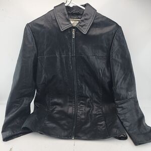 Wilsons Leather Women's Black Fitted Zip-Up Leather Jacket